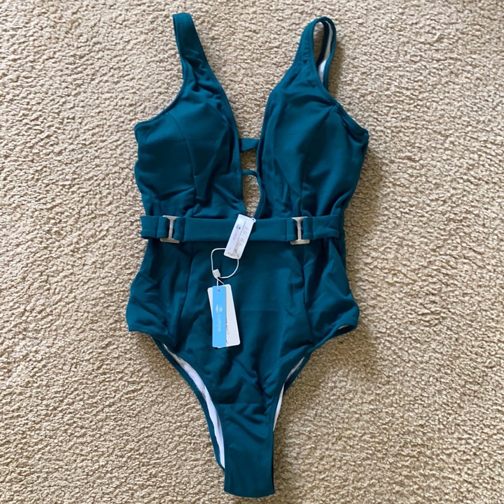 Emerald green cupshe one-piece swimsuit